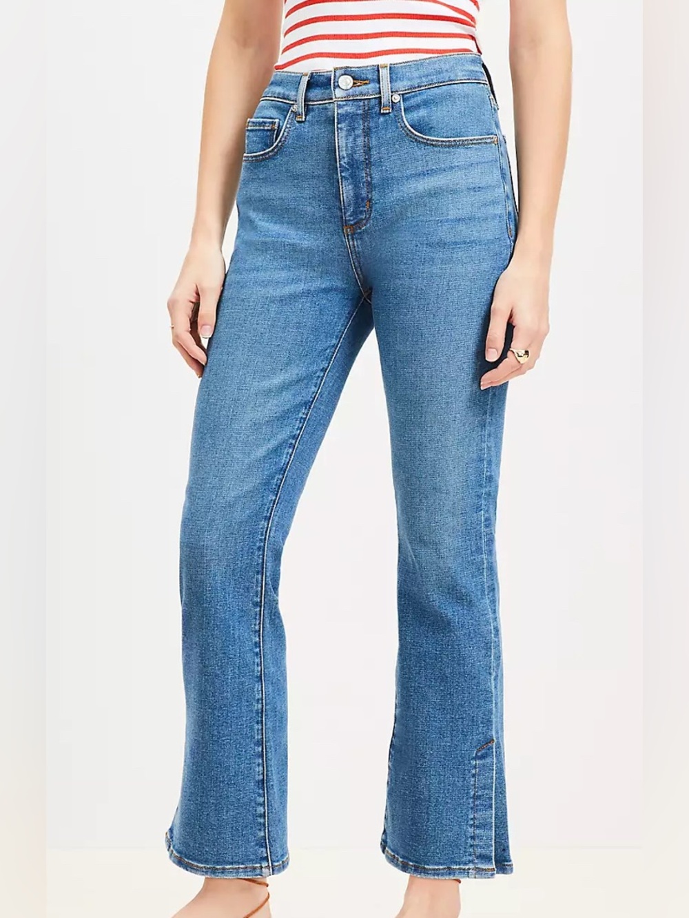 NWOT LOFT Petite Vent Hem High Rise Kick Crop Jeans Medium Vintage Indigo 31 P